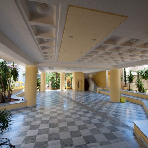 0011_tsiamoulis_egatastaseis_2012 (Medium)