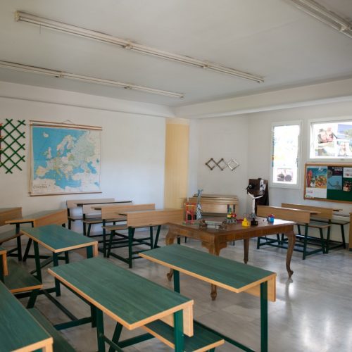 0022_tsiamoulis_egatastaseis_2012 (Medium)