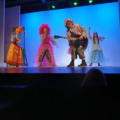 Η Αλίκη στη χώρα των θαυμάτων-2