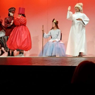 Η Αλίκη στη χώρα των θαυμάτων-23