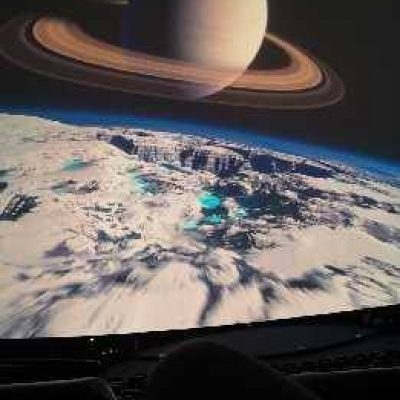 Πέρα από τη Γη-24