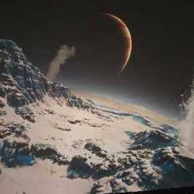 Πέρα από τη Γη-7